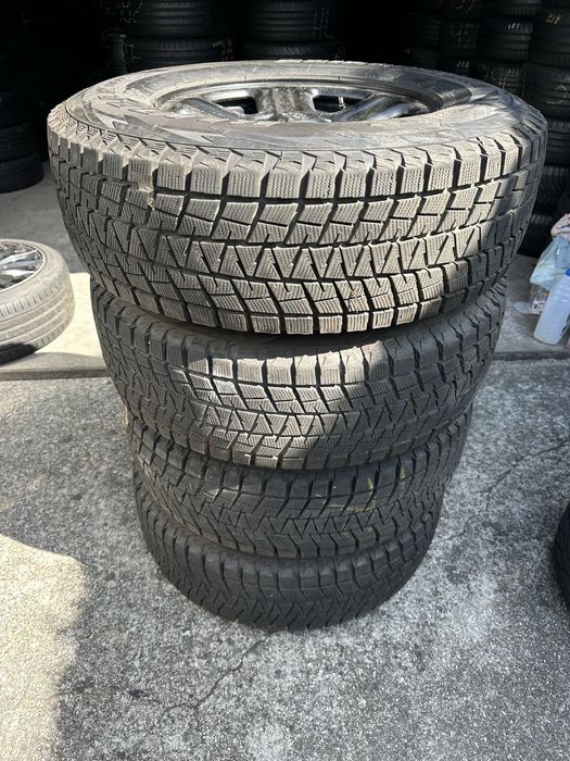 Alufelgi Jeep 16 cali 5x127 245/75R16 Bridgestone zima