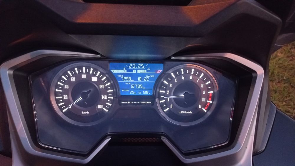 Vendo Honda Forza 300