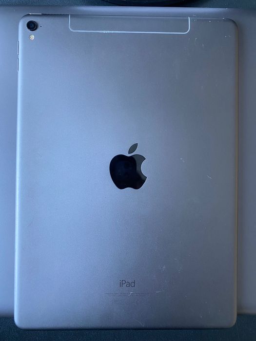 Apple iPad 6 Pro 10.5  без айклауду і блокувань