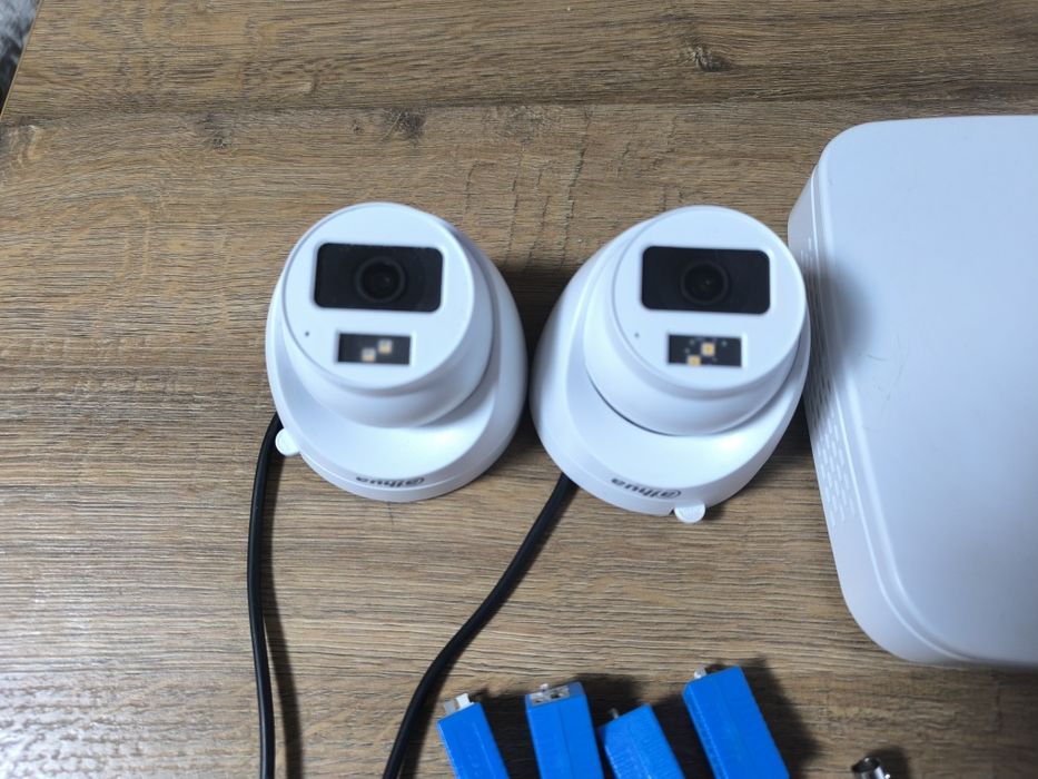 Комплект відеонагляду Dahua 2 MP мікрофон