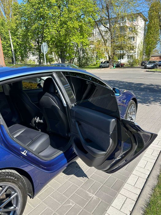 Tesla Model 3 2020 Long Range 75D