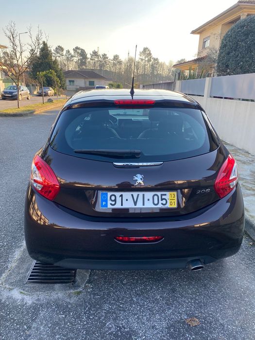 Peugeot 208 1.2