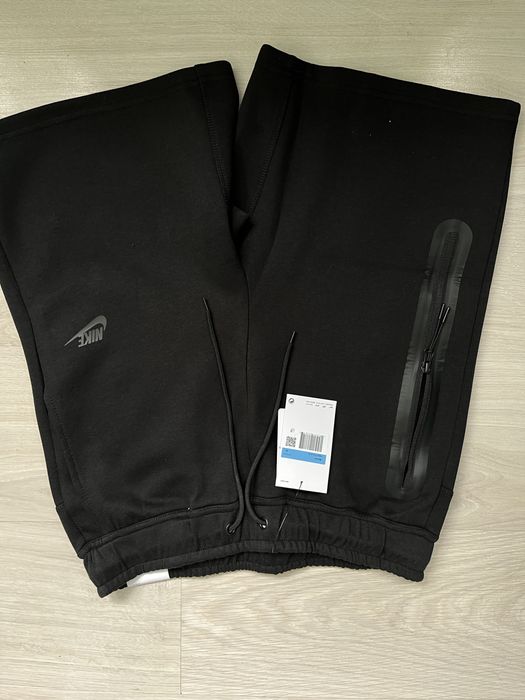 Шорти Nike Tech Fleece!