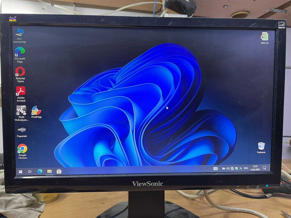 Монітор рк монитор жк LG Samsung Philihs ViewSonic Acer