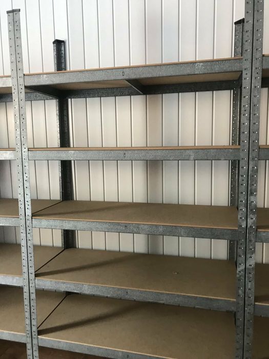 Стелажі (алюмінієві)