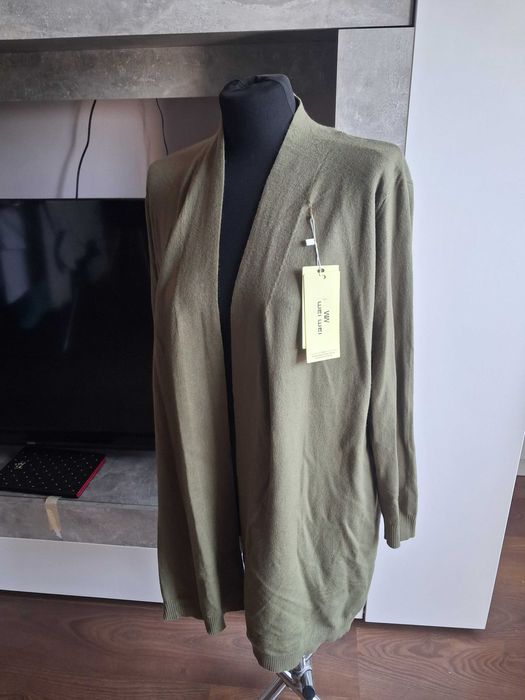Sweter sweterek wiosenno jesienny delikatny