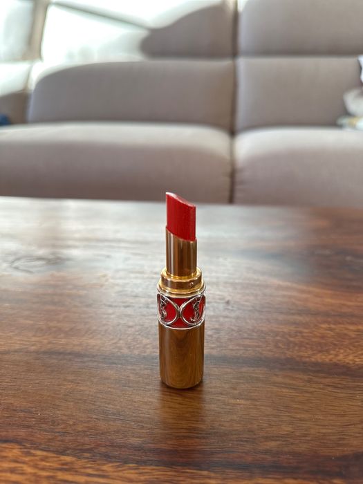 Pomadka YSL koralowy