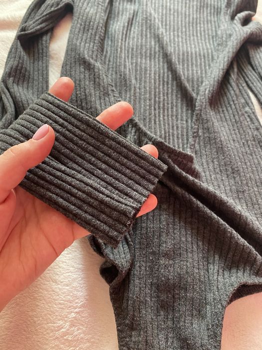 Боді з відкритою спинкою сірого кольору