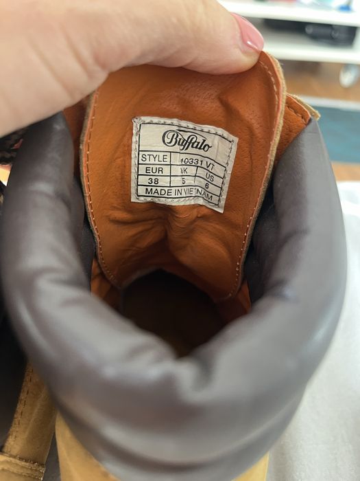 Botki Buffalo 38 skora jak nowe