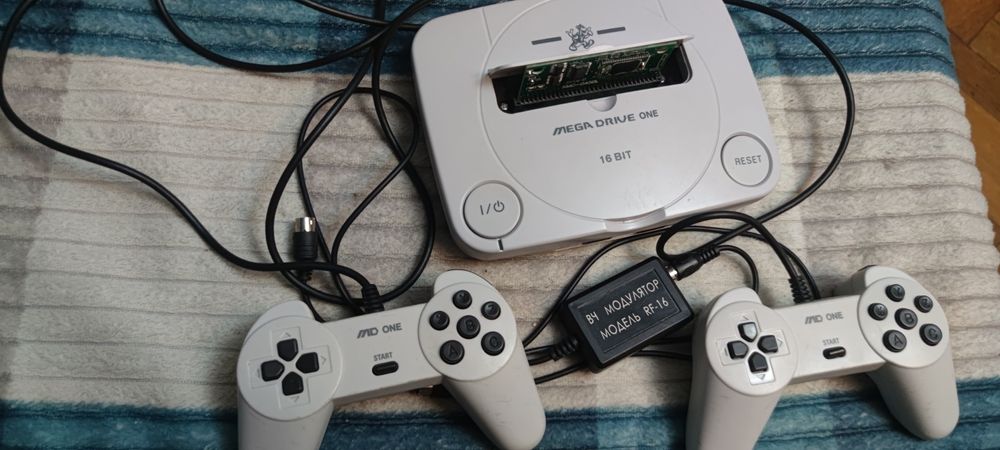 Игровая приставка Sega mega drive one 16 bit