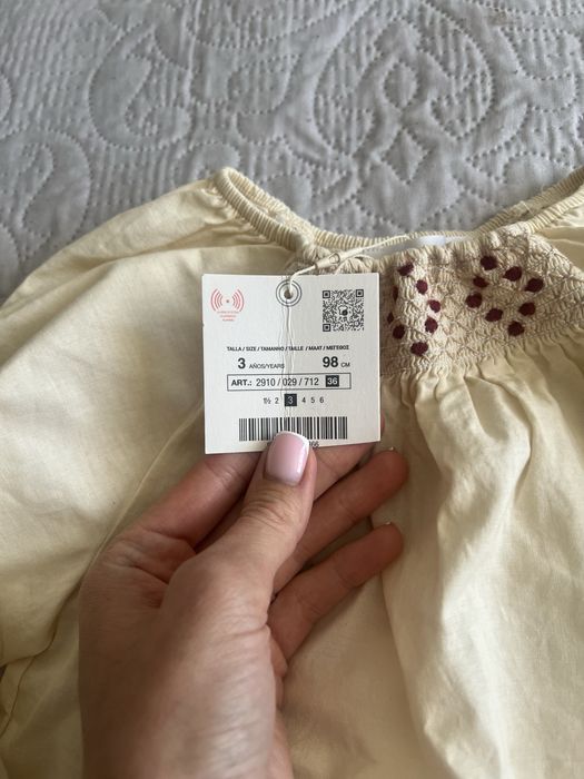 Сорочка zara на дівчинку 98