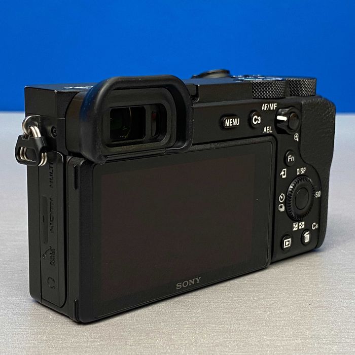 Sony Alpha A6600 (Corpo) - 24.2MP