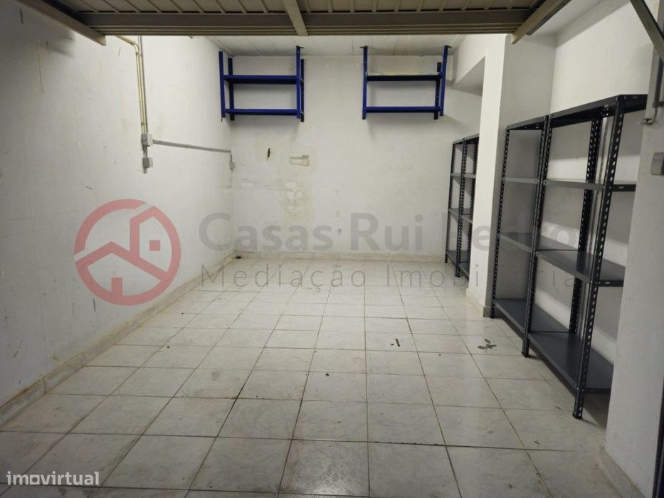 Garagem no Centro da Cova da Piedade
