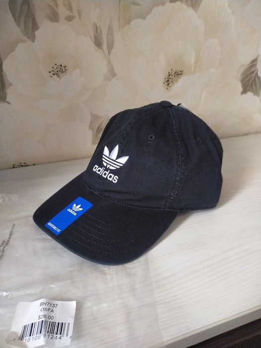 Чоловіча кепка Adidas