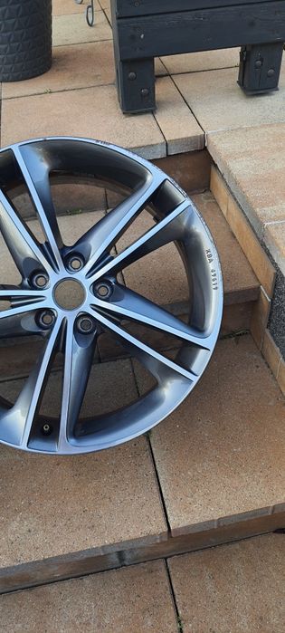 Felga 19cali 5x114.3 7j et40 oryginal Nissan Xtrail Qasqhai Ładna