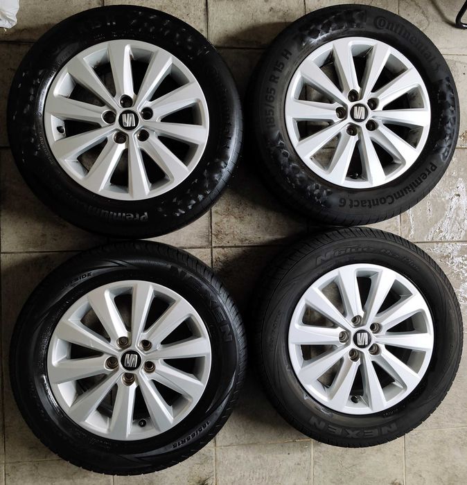 Jantes 15 originais Seat furação 5X100 com pneus