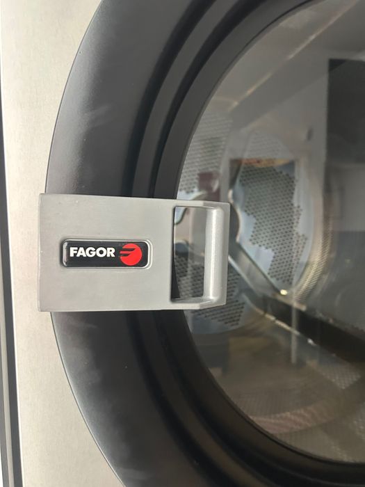 Secadora em torre Fagor