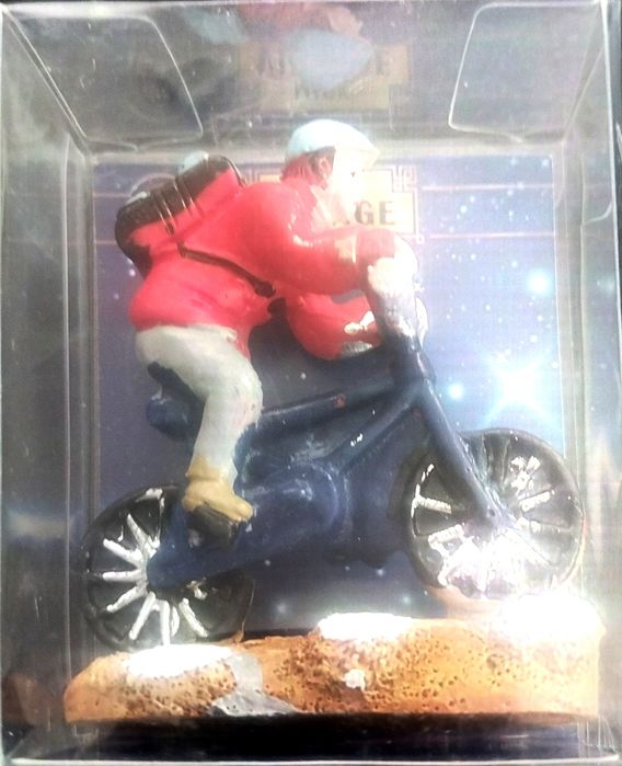 A650 magic village rowerzysta figurka