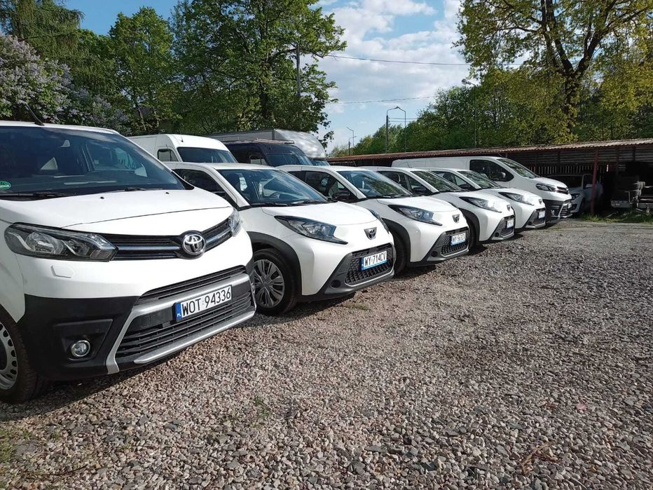 Wynajem busów bus kontener winda busa Otwock Jozefow wawer garwoli