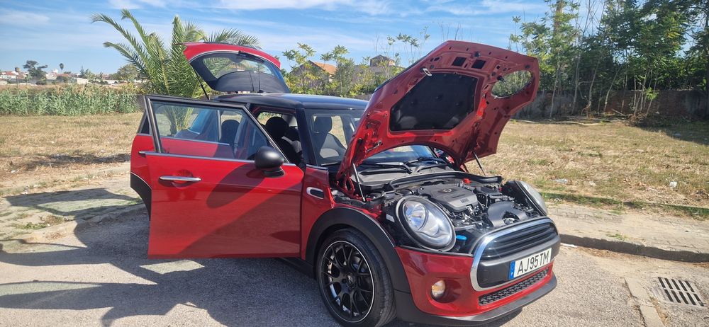 Mini Cooper D 5 portas 95CV