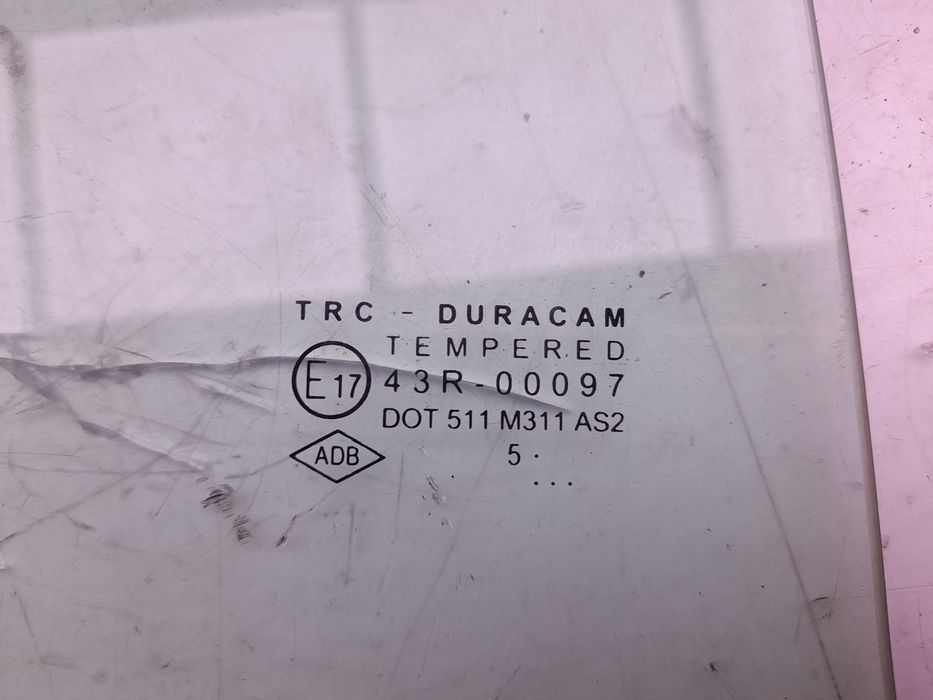 Vidro triangular da porta trás direito DACIA Sandero II (5S_)