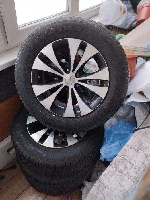 Продам шины с дисками