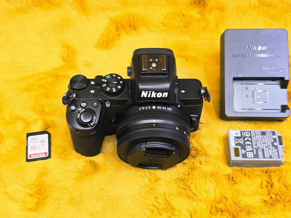 !ІДЕАЛЬНИЙ СТАН! Nikon Z50 + об'єктив Nikkor Z 16-50мм -12304 кадрів-