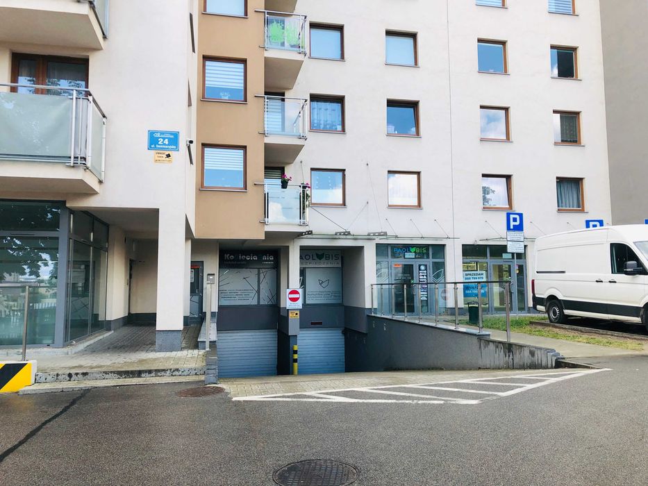 Miejsce parkingowe w garażu podziemnym, ul. Seminaryjska, blisko centrum - Widok 3