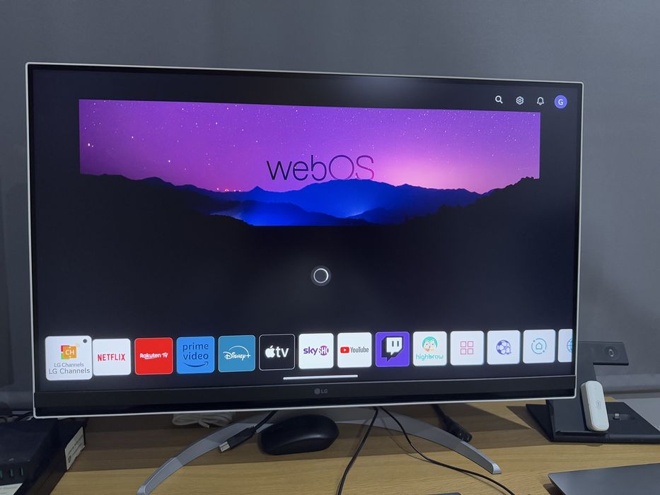 Monitor inteligente 4K UHD de 32"