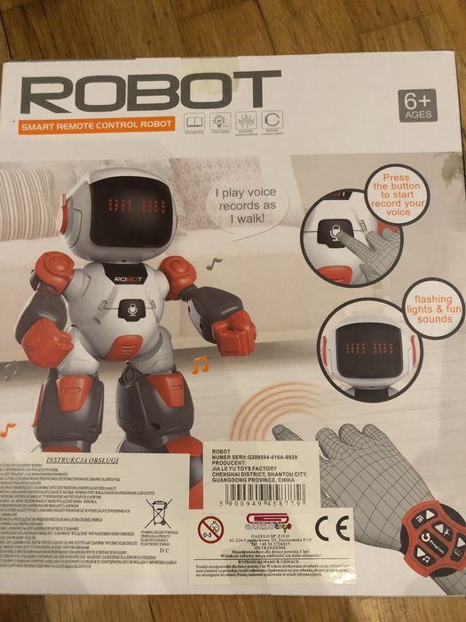 Robot zabawka.
