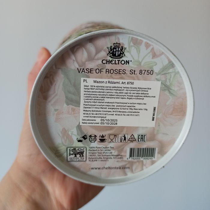 Herbata liściasta czarna z różą i jaśminem w puszce 150g