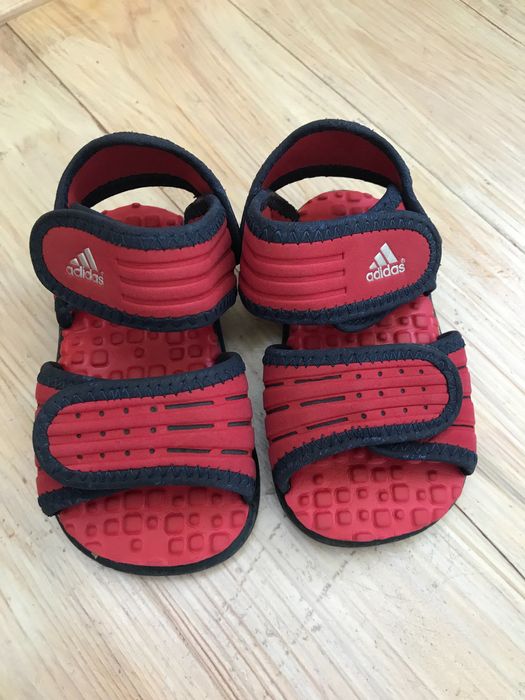 Сандалики Adidas 21розм.