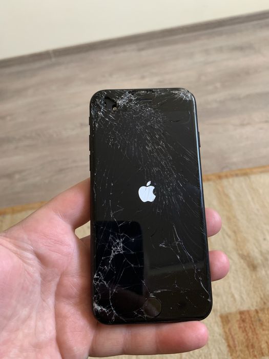 iPhone 7 black. Айфон