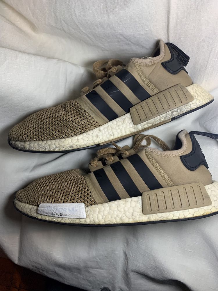 adidas NMD R1 JD Sports Golden Beige 350 Olx