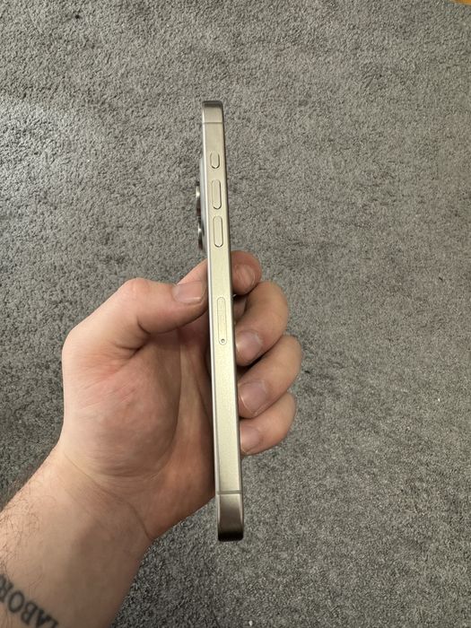 Perfekcyjny Iphone 15 PRO MAX 256gb