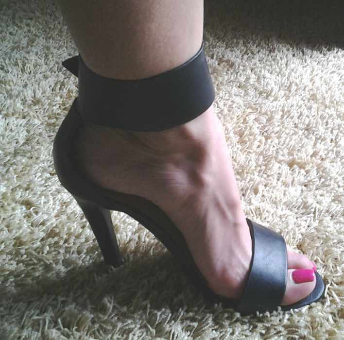 Buty damskie czarne sexy na obcasie roz 36