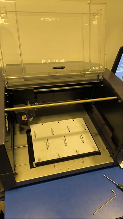 Maquina gravação  semi-nova