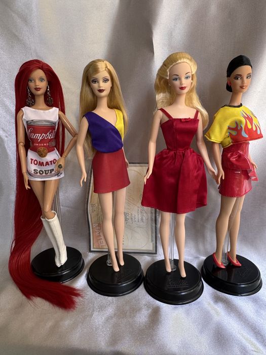 Колекційна лялька Барбі Barbie mold Mackie.