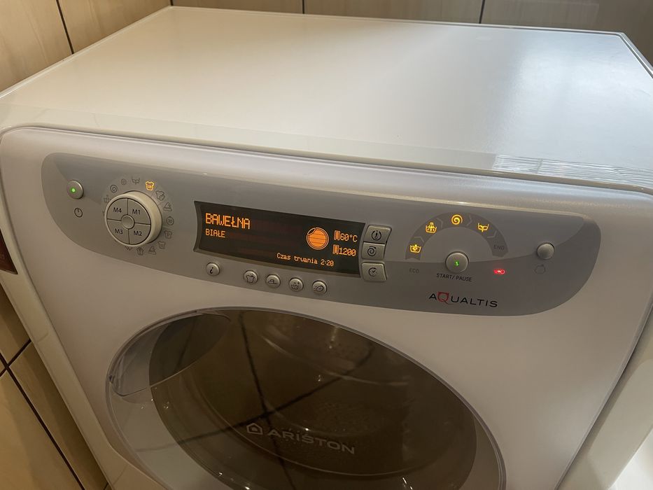 Pralka ariston AQSD 129 przecieka pod spodem