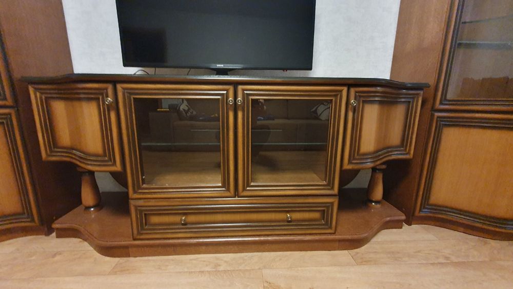 Продається вітальня