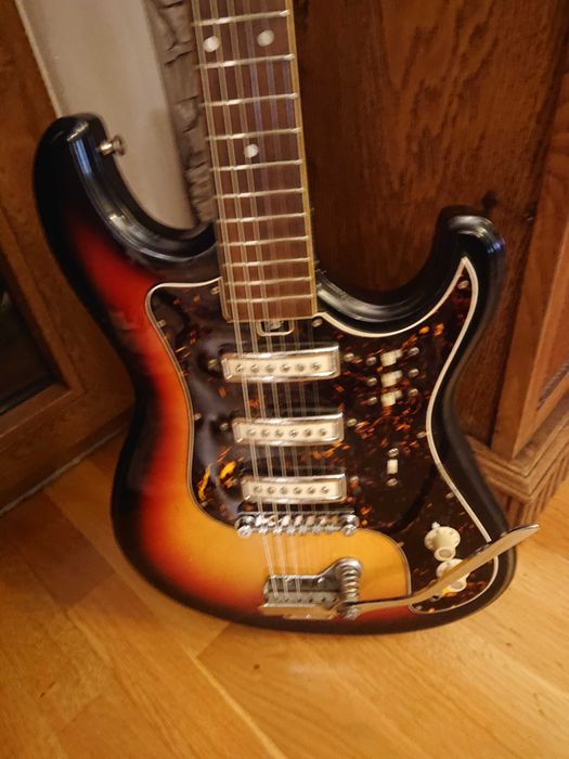 Gitara vintage Teisco Hertiecaster EG 3T lata 60/70