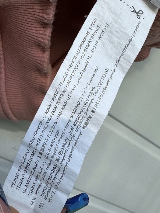 На флісі ЗАРА ZARA,на 4-5 років