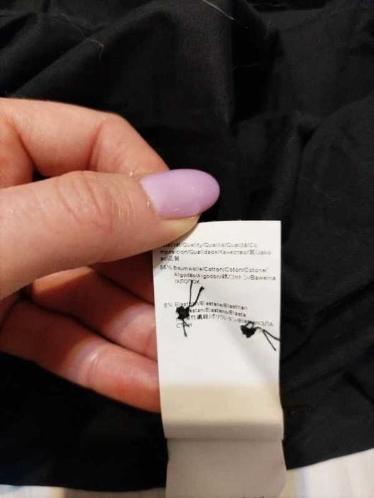 męska koszula bawełniana rozm. L firmy Hugo Boss - czarna