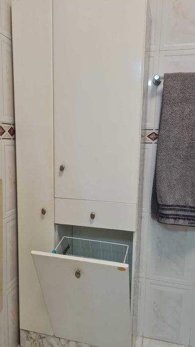 Vendo móveis de casa de banho