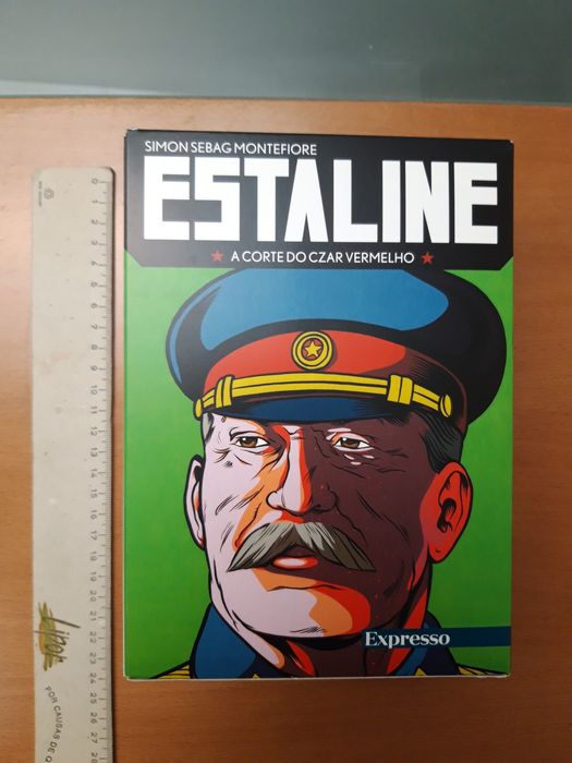 Colecção "Estaline: A Corte do Czar Vermelho" do Expresso