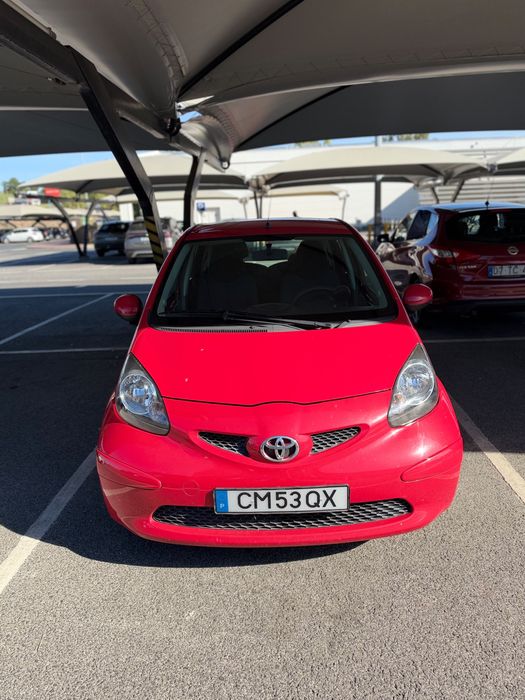 Toyota aygo 1.0 2012 — photo 2
