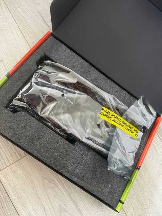 Gigabyte GeForce RTX 2060 Super WINDFORCE OC 8G.