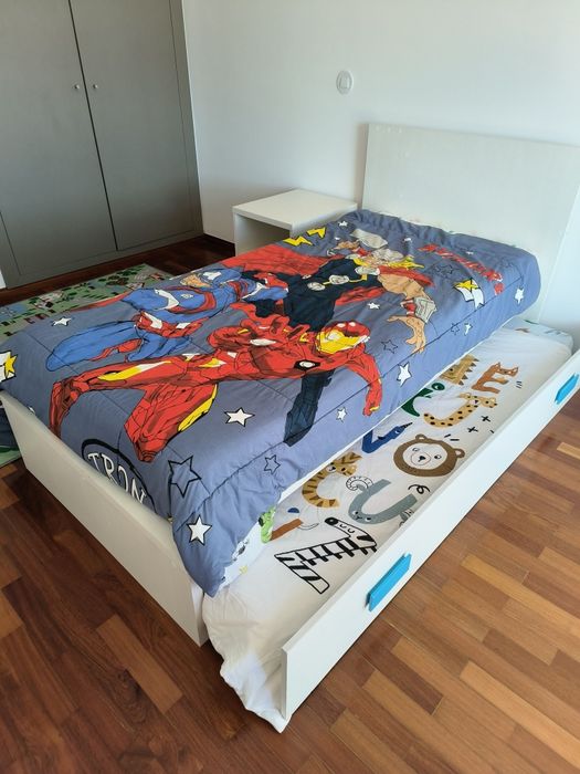 Cama dupla para criança
