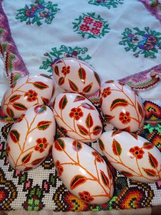 Писанки на гусячих яйцях