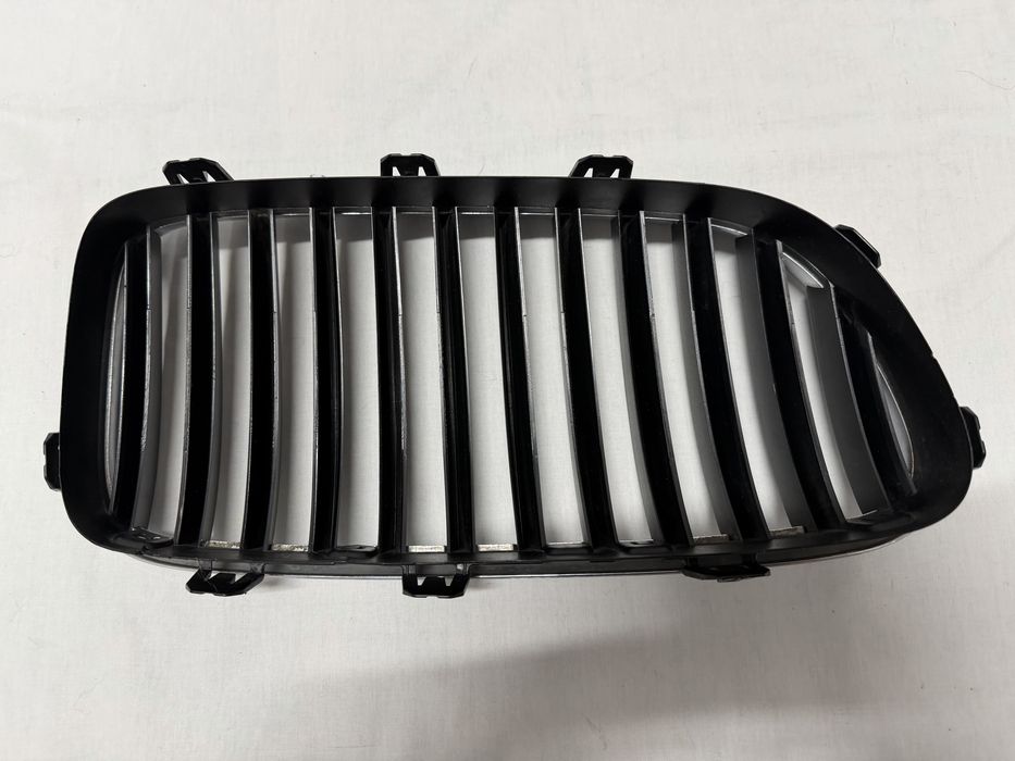 Nerka Atrapa Grill Lewy Przód BMW 5 F10 F11 CHROM